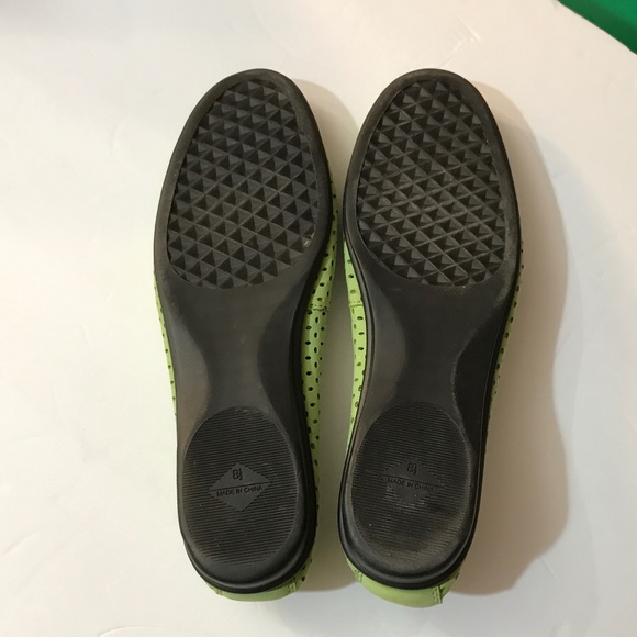 Coldwater Creek size 8.5 perforated Lime Green Nubuck leather ballet slippers - Picture 5 of 7